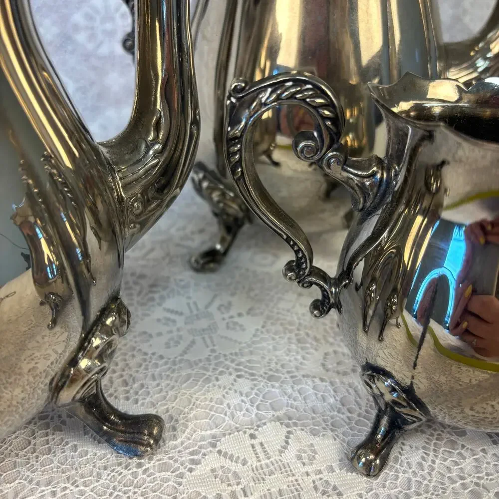 None and/or Unknown vintage piece